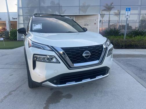 2022 Nissan Rogue Platinum