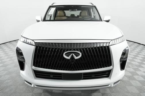 2025 INFINITI QX80 Luxe