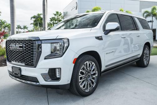 2023 GMC Yukon XL Denali Ultimate