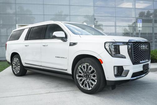 2023 GMC Yukon XL Denali Ultimate