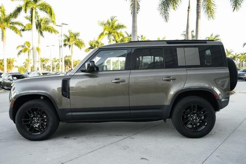 2025 Land Rover Defender P300