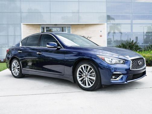 Grand Blue 2023 INFINITI Q50 LUXE