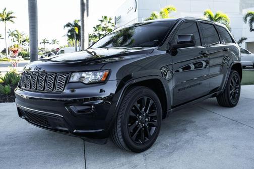 2022 Jeep Grand Cherokee WK Laredo