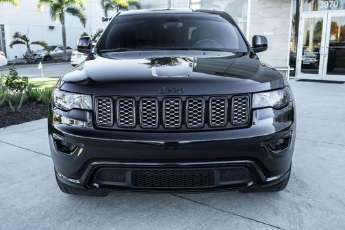 2022 Jeep Grand Cherokee WK Laredo