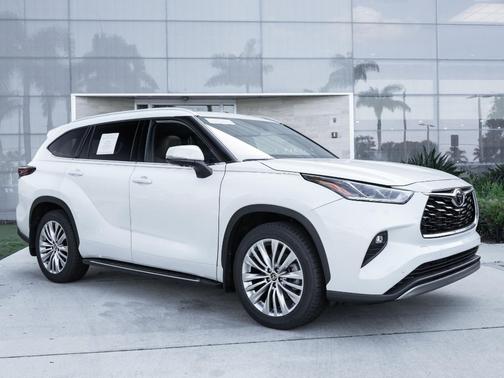 Wind Chill Pearl 2024 Toyota Highlander Platinum