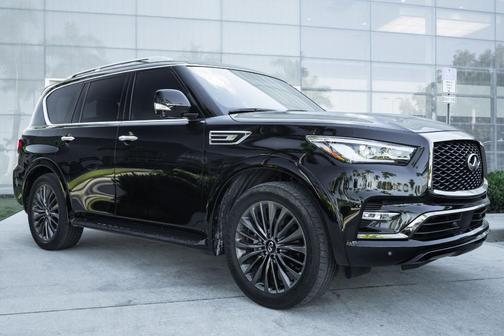 2024 INFINITI QX80 SENSORY