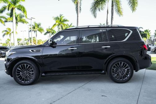 2024 INFINITI QX80 SENSORY