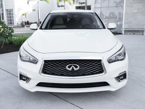 Majestic White 2018 INFINITI Q50 3.0t LUXE