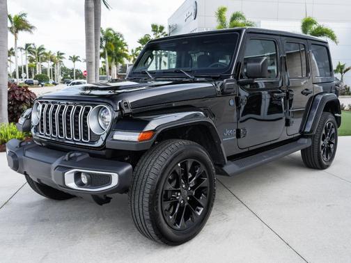Black Clearcoat 2025 Jeep Wrangler 4xe Sahara