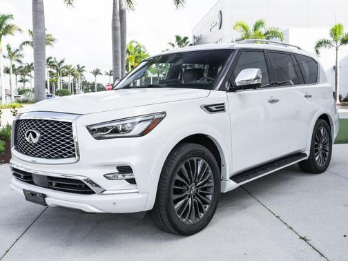 Moonstone White 2023 INFINITI QX80 SENSORY