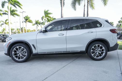 2023 BMW X5 sDrive40i