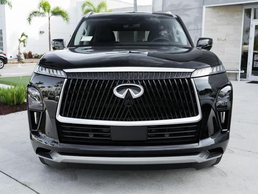 Black Obsidian 2026 INFINITI QX80 Luxe