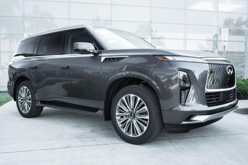 2026 INFINITI QX80 Luxe