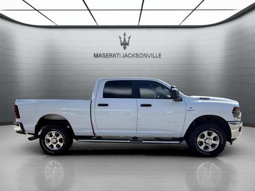 Bright White Clearcoat 2025 RAM 2500 Big Horn