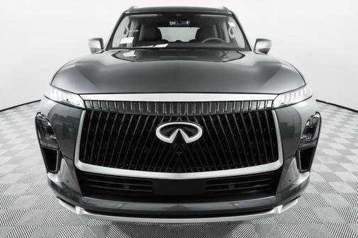 2025 INFINITI QX80 PURE