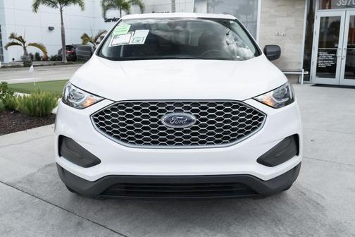 2023 Ford Edge SE