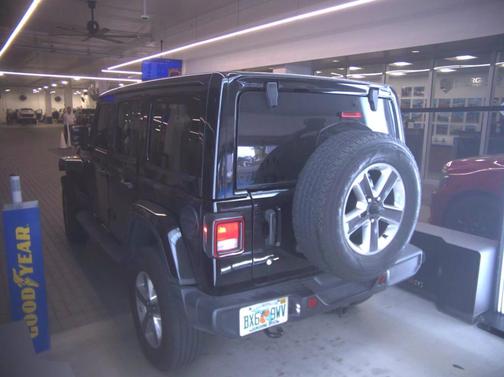 Black Clearcoat 2021 Jeep Wrangler Unlimited Sahara