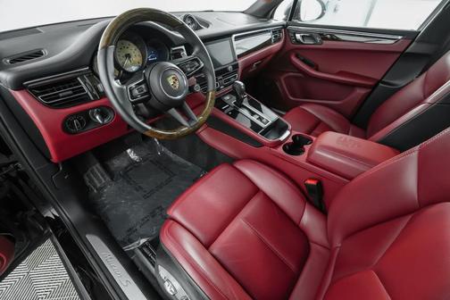 2024 Porsche Macan S