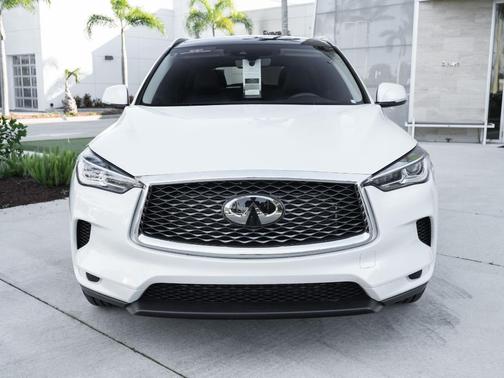 Radiant White 2023 INFINITI QX50 Luxe