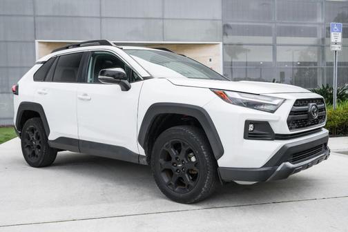 Ice 2023 Toyota RAV4 TRD Off Road