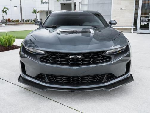 Shadow Gray Metallic 2023 Chevrolet Camaro LT1