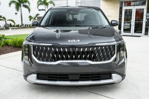 2025 Kia Carnival LXS