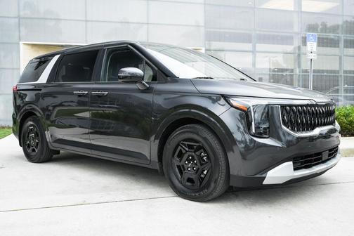 2025 Kia Carnival LXS