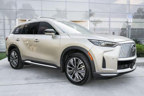 Warm Titanium 2026 INFINITI QX60 Luxe