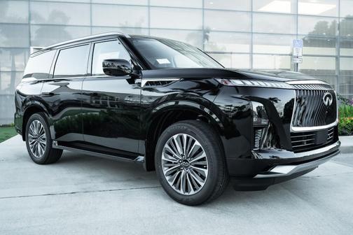 2026 INFINITI QX80 Luxe