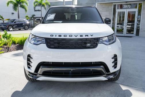 2024 Land Rover Discovery P360 Dynamic SE