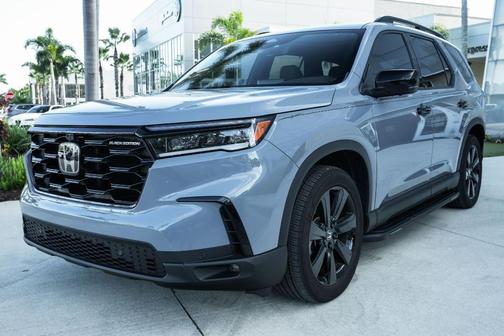 2025 Honda Pilot Black Edition