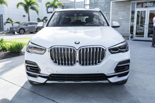 2023 BMW X5 sDrive40i