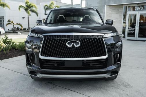 2025 INFINITI QX80 SENSORY