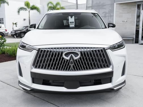 Radiant White 2026 INFINITI QX60 Luxe