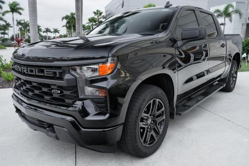 2022 Chevrolet Silverado 1500 Custom