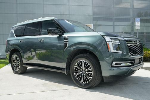 2025 Nissan Armada Platinum