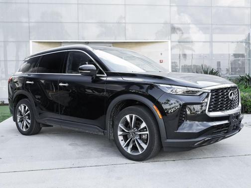 Mineral Black 2023 INFINITI QX60 Luxe