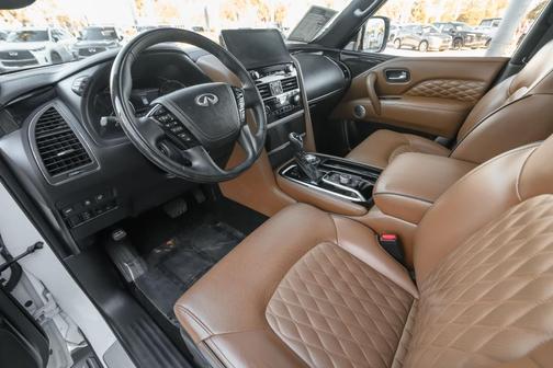 2024 INFINITI QX80 SENSORY