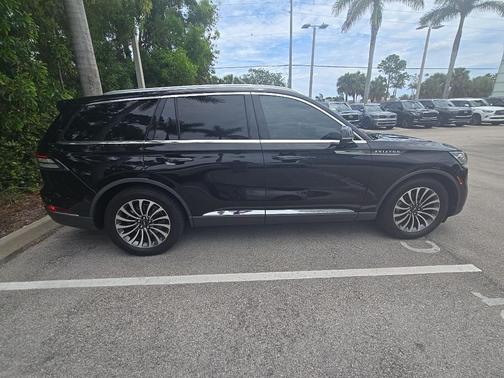 Black Metallic 2023 Lincoln Aviator Reserve RWD