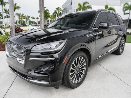 Black Metallic 2023 Lincoln Aviator Reserve RWD