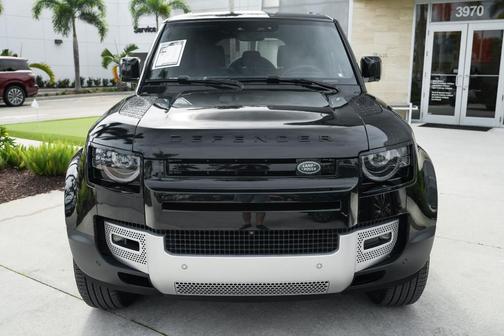 2025 Land Rover Defender P300