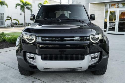 2025 Land Rover Defender P300