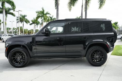 2025 Land Rover Defender P300