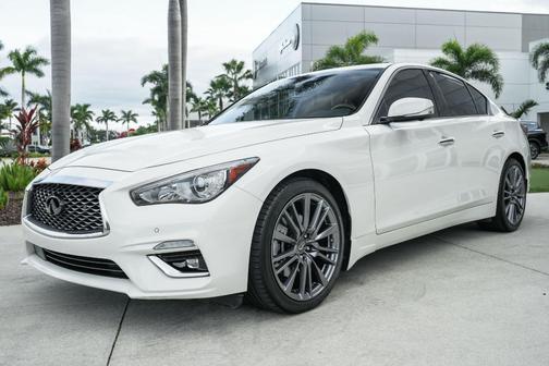 2023 INFINITI Q50 LUXE
