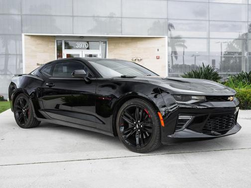 Black 2018 Chevrolet Camaro 1SS