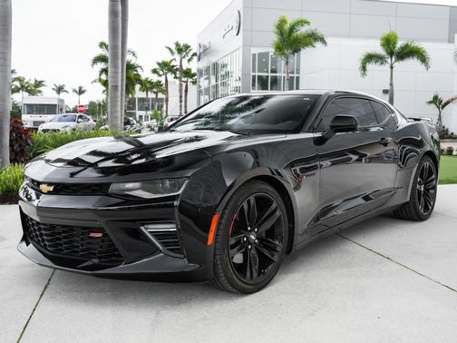 Black 2018 Chevrolet Camaro 1SS