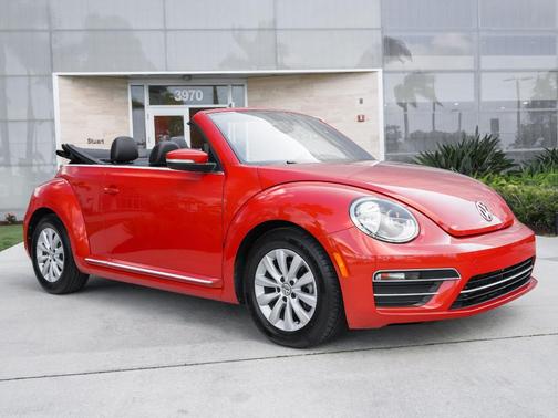 Habanero Orange Metallic w/ Black Top 2019 Volkswagen Beetle 2.0T S