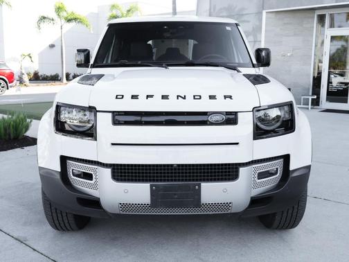 Fuji White 2025 Land Rover Defender P300