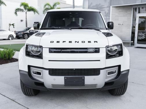 Fuji White 2025 Land Rover Defender P300