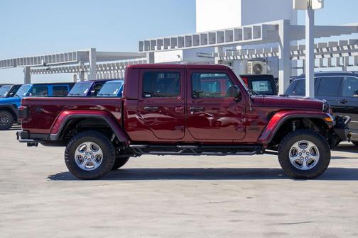 Snazzberry Pearlcoat 2021 Jeep Gladiator Sport